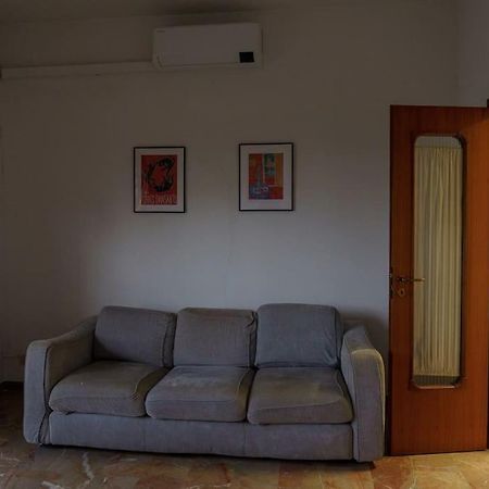 Apartamento Fanciful 2-Br Outside Ztl Florencia Exterior foto