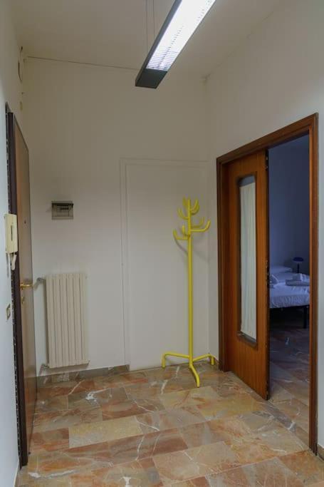 Apartamento Fanciful 2-Br Outside Ztl Florencia Exterior foto